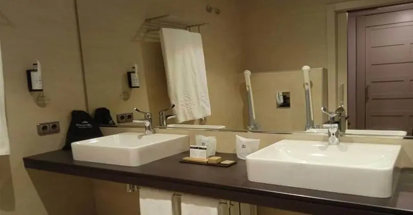 Standard İki Ayrı Yataklı Oda (3 adults)