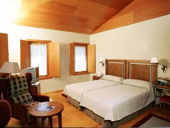 Standard İki Ayrı Yataklı Oda (3 adults)