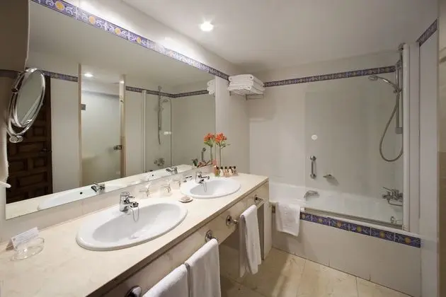 Standard İki Ayrı Yataklı Oda (2 adults + 1 child)