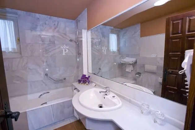 Standard İki Ayrı Yataklı Oda (3 adults)