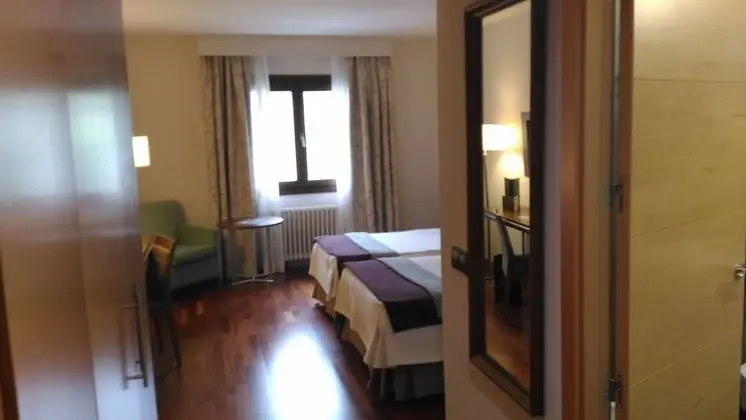 Standard İki Ayrı Yataklı Oda