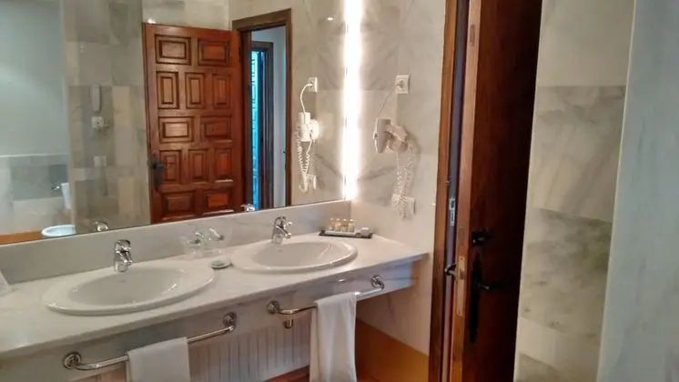 Standard İki Ayrı Yataklı Oda (3 adults)