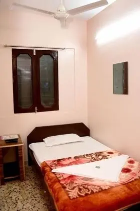 Standard Oda, Sigara İçilmez