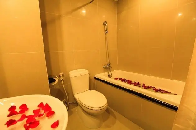 Senior Tek Büyük veya İki Ayrı Yataklı Oda