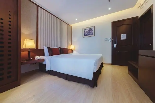 Deluxe Tek Büyük Yataklı Oda