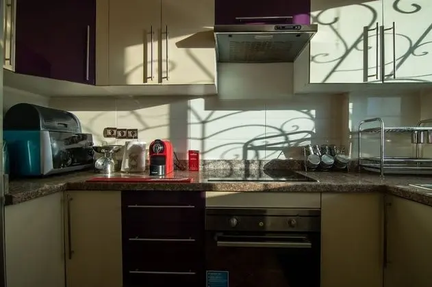 Basic Apart Daire, 2 Yatak Odası, Balkon, Havuz Manzaralı