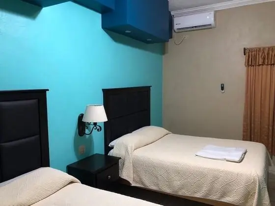 Basic Tek Büyük Yataklı Oda