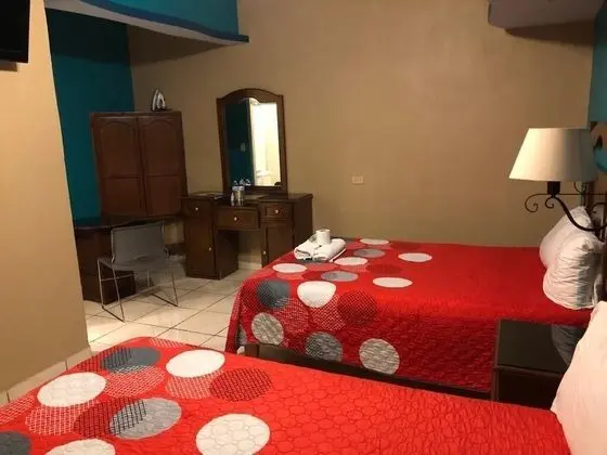 Basic Tek Büyük Yataklı Oda