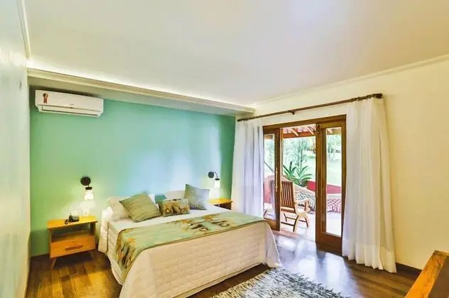 Premium Tek Büyük Yataklı Oda, 1 Yatak Odası, Balkon, Bahçe Manzaralı
