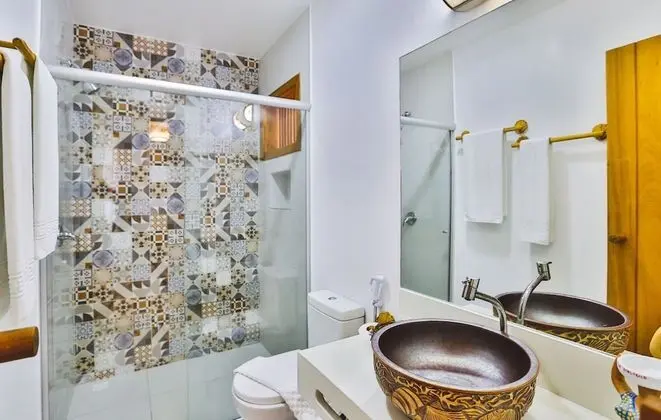 Premium Tek Büyük Yataklı Oda, 1 Yatak Odası, Balkon, Bahçe Manzaralı