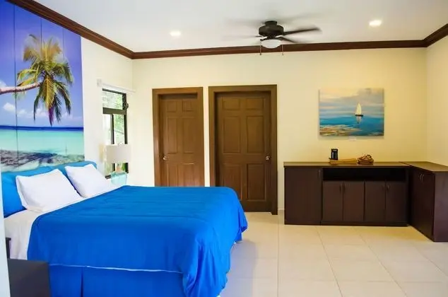 Luxury Tek Büyük Yataklı Oda, 1 En Büyük (King) Boy Yatak, Okyanus Manzaralı