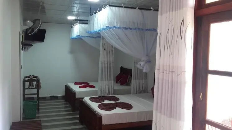 Deluxe Family Room with Mountain View and Balcony