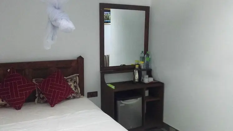 Deluxe Family Room with Mountain View and Balcony