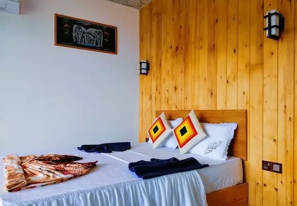 Superior Double Room with Mountain View and Balcony
