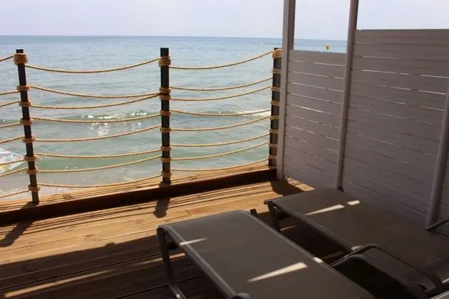 Deluxe Tek Büyük Yataklı Oda, Denize Bakan (Plus)