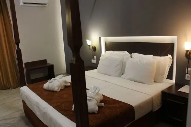 Deluxe Tek Büyük Yataklı Oda, Denize Bakan (Plus)