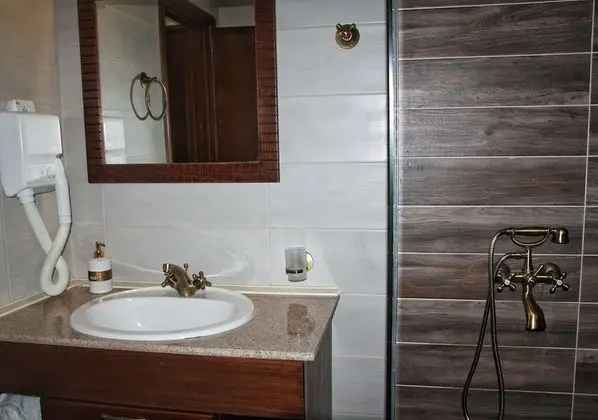 Tek Büyük Yataklı Oda, Deniz Manzaralı