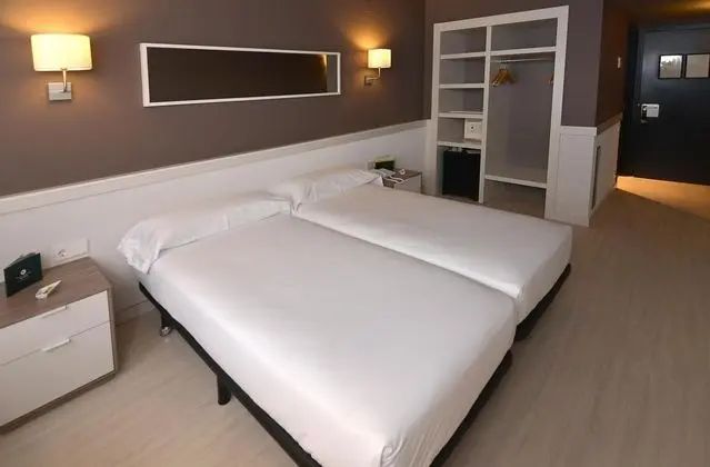 1 Çift ​​kişilik Yatak Standard