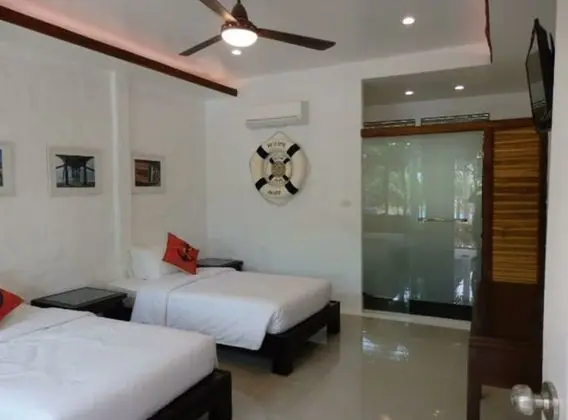 Standard Room - 200 meters away from the Parama Resort (there are golf carts available)