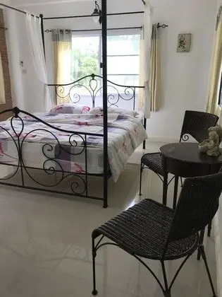 Ev, 2 Yatak Odası, Veranda, Bahçe Manzaralı