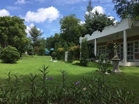 Ev, 2 Yatak Odası, Veranda, Bahçe Manzaralı