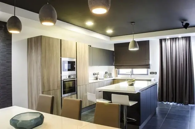 Luxury Çatı Katı Süiti (Penthouse), 4 Yatak Odası, Engellilere Uygun, Kişiye Özel Havuzlu