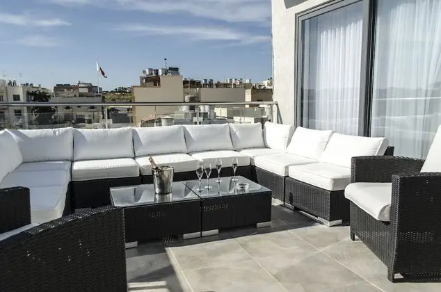 Luxury Çatı Katı Süiti (Penthouse), 4 Yatak Odası, Engellilere Uygun, Kişiye Özel Havuzlu
