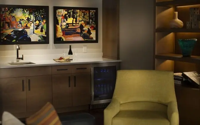 Çatı Katı Süiti (Penthouse), Şehir Manzaralı