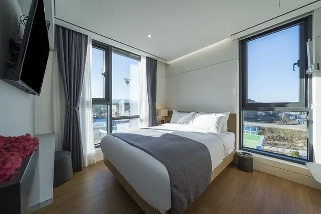 Couple Room