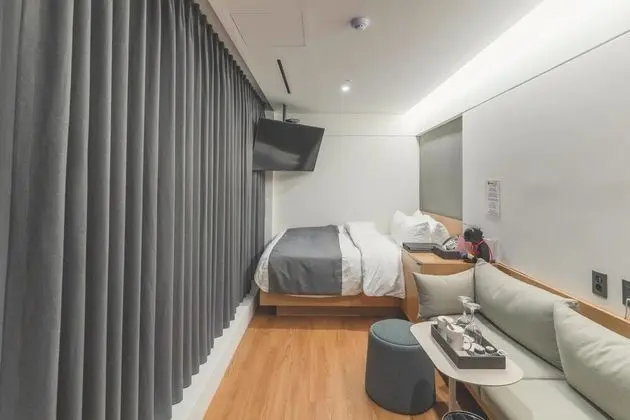 Couple Room