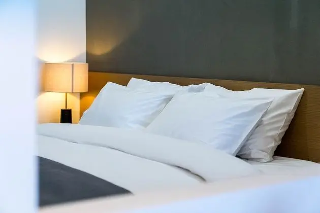 Deluxe Tek Büyük Yataklı Oda, Kısmi Deniz Manzarası