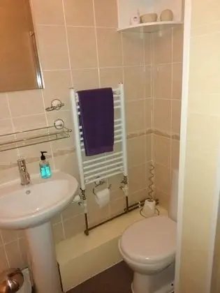 Üç Kişilik Oda, Özel Banyo