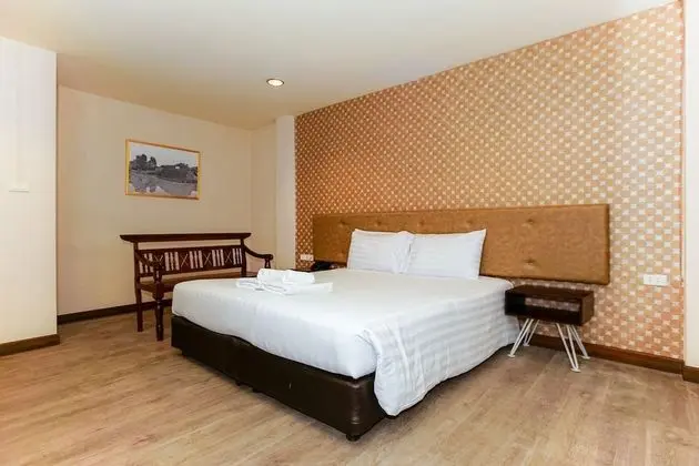 Parasol Standard Room