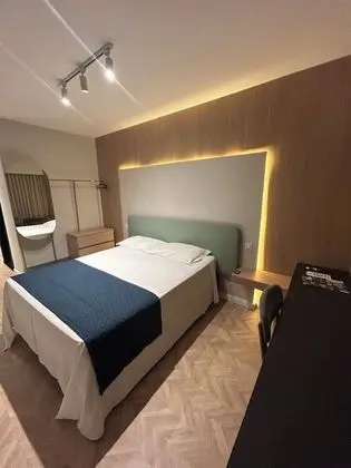 Luxury Tek Büyük Yataklı Oda