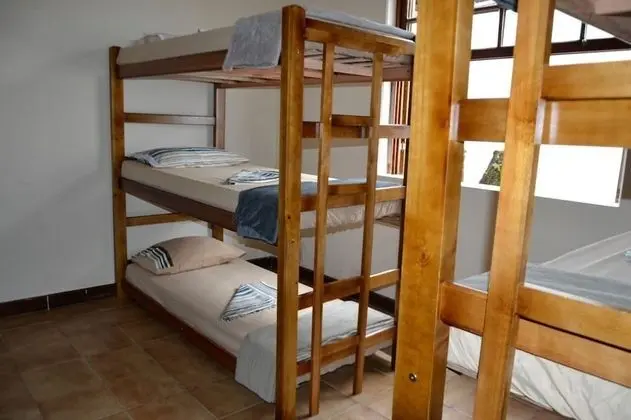 Dormitório compartilhado econômico, Dormitório misto  (1)