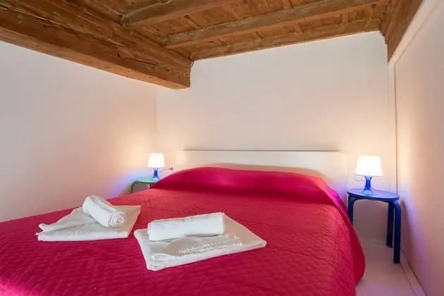 Tek Büyük Yataklı Oda, 1 Büyük (Queen) Boy Yatak ve Çekyat