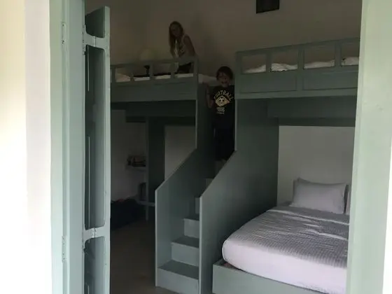 Deluxe Dört Kişilik Oda, 1 Yatak Odası, Bahçe Manzaralı, Bahçeli