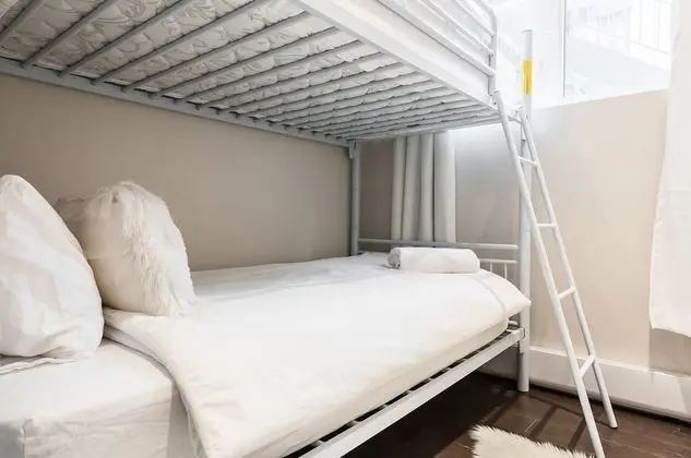Çatı Katı (Loft), 3 Yatak Odası (101)