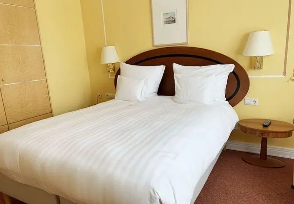 Comfort Tek Büyük Yataklı Oda