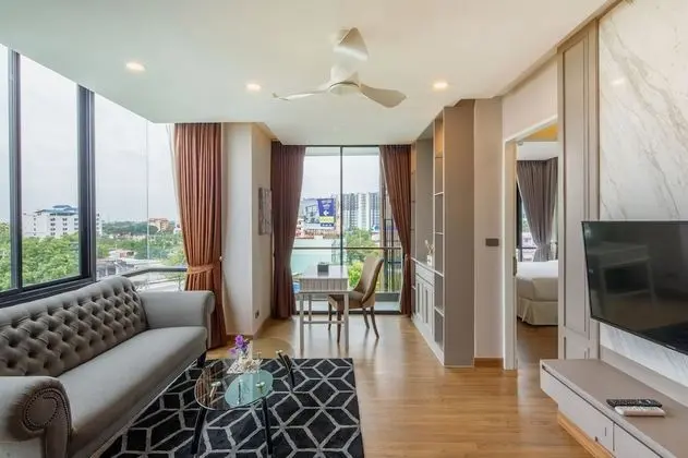 Parc President Suite