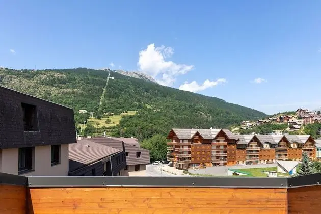 Superior İki Ayrı Yataklı Oda, Resort Manzaralı