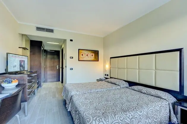 Economy Tek Büyük veya İki Ayrı Yataklı Oda (Main or Annex Building)