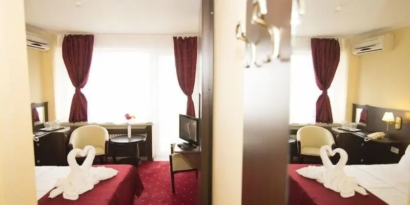 Double Room, Balcony, Sea View, 1-4 floor