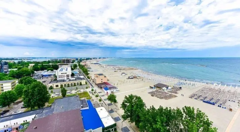 Superior Twin Room, Balcony, Partial Sea View, 5-12 floor