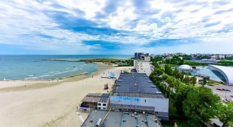 Superior Twin Room, Balcony, Partial Sea View, 5-12 floor