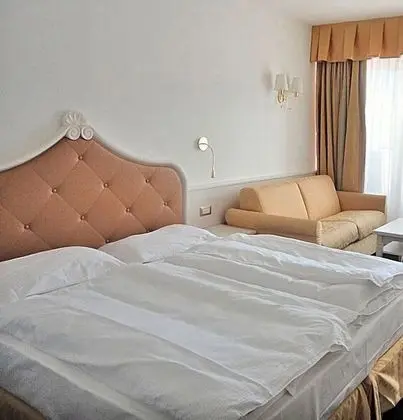 Deluxe Büyük Yataklı Tek Kişilik Oda