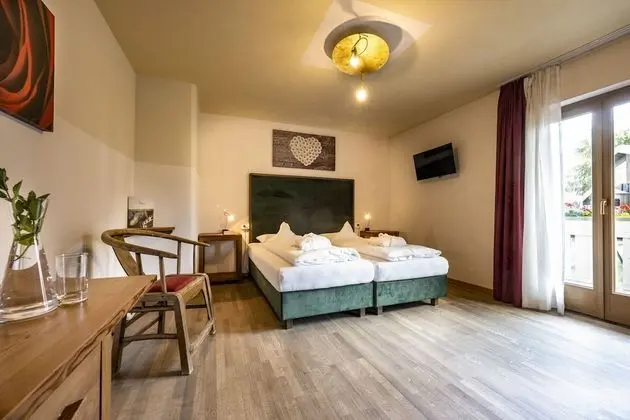 Tek Büyük Yataklı Oda