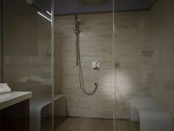 Royal Suite Spa, jetted tub (3 people)