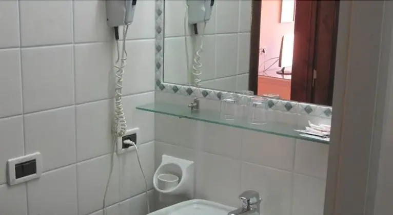 Tek Kişilik Oda
