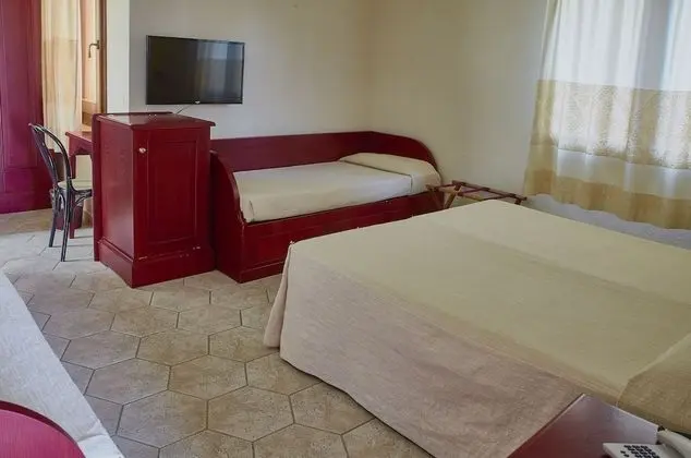 Economy Dört Kişilik Oda